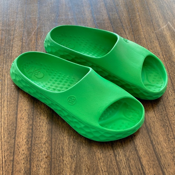 G/FORE | Shoes | Gfore Gslide Street Sandalsclover Green Slip On Golf ...